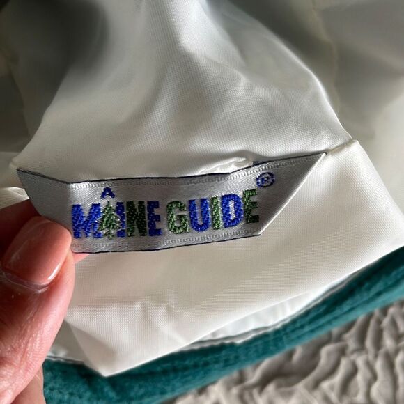 A Maine Guide Vintage Lined Bucket Hat w/removable Sequin Butterfly Pin‎ Green